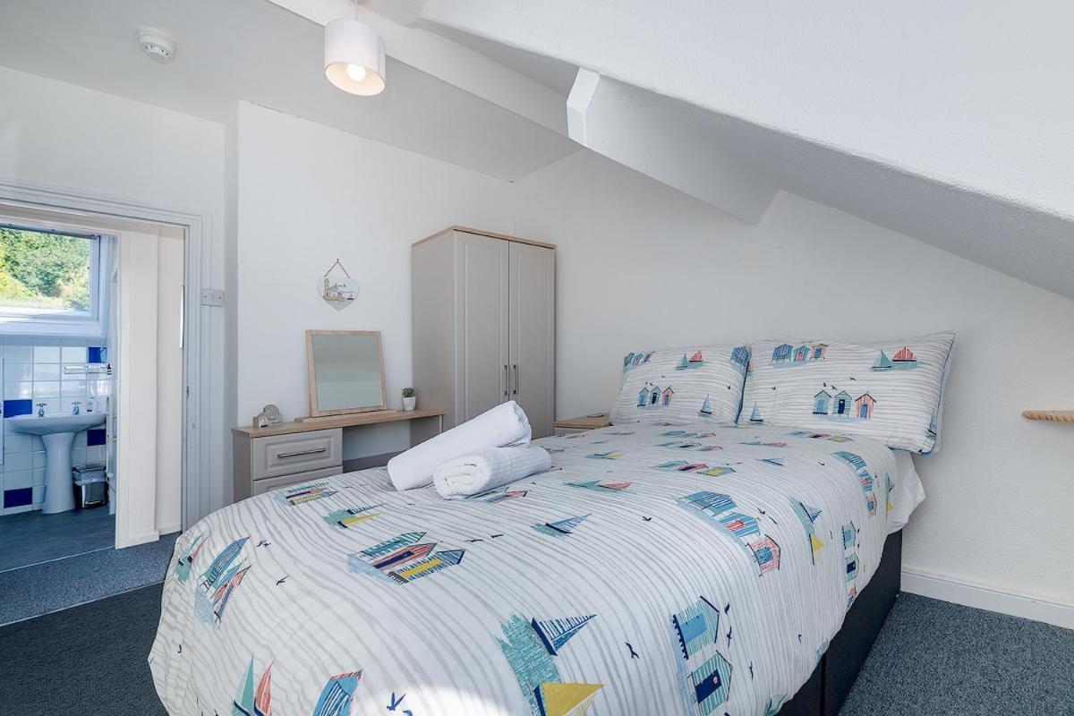 Aberdovey Sea View Apartment Aberdyfi Bagian luar foto